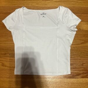 Hollister Women's Short Sleeve White Tee